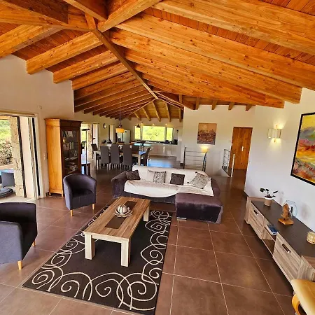 Samsara, Piscine & Luxe