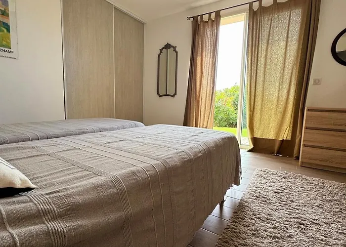 Samsara, Piscine & Luxe Villa