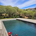 Samsara, Piscine & Luxe *