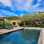 Samsara, Piscine & Luxe *