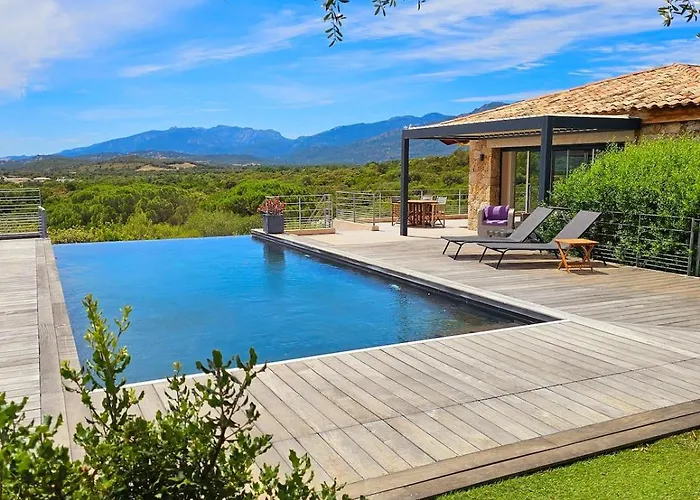 Samsara, Piscine & Luxe *