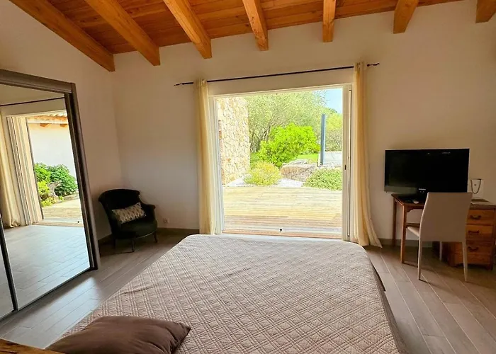 Samsara, Piscine & Luxe * Lecci