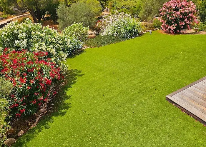 Samsara, Piscine & Luxe