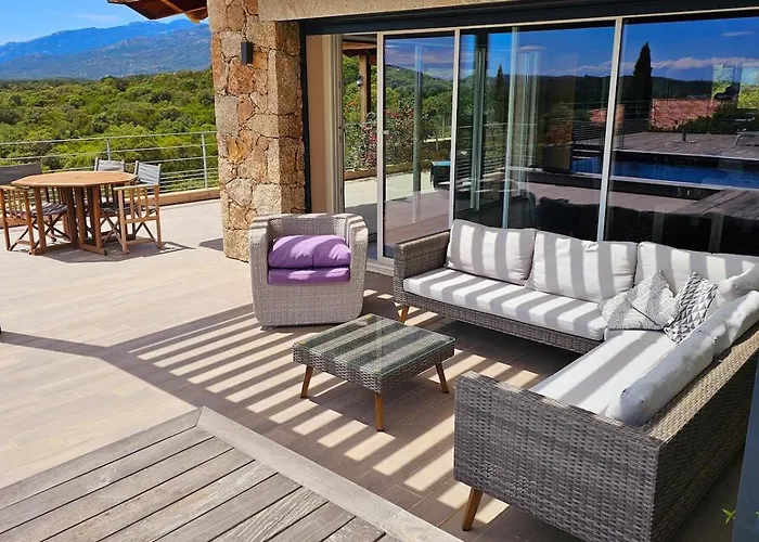 Samsara, Piscine & Luxe Lecci